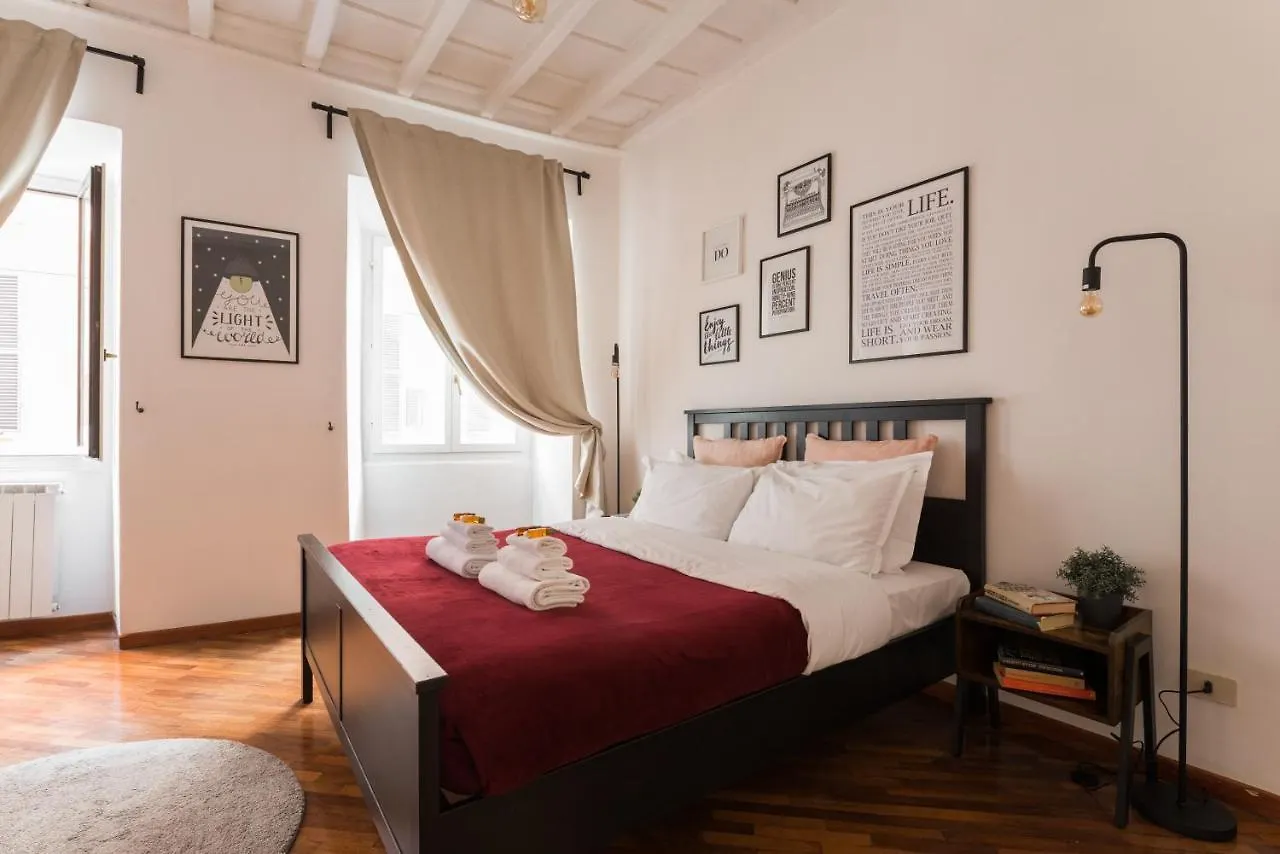 Duplex Montoro Apartment Rome Italy